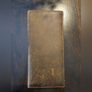 DISTRESSED BROWN LEATHER WALLET